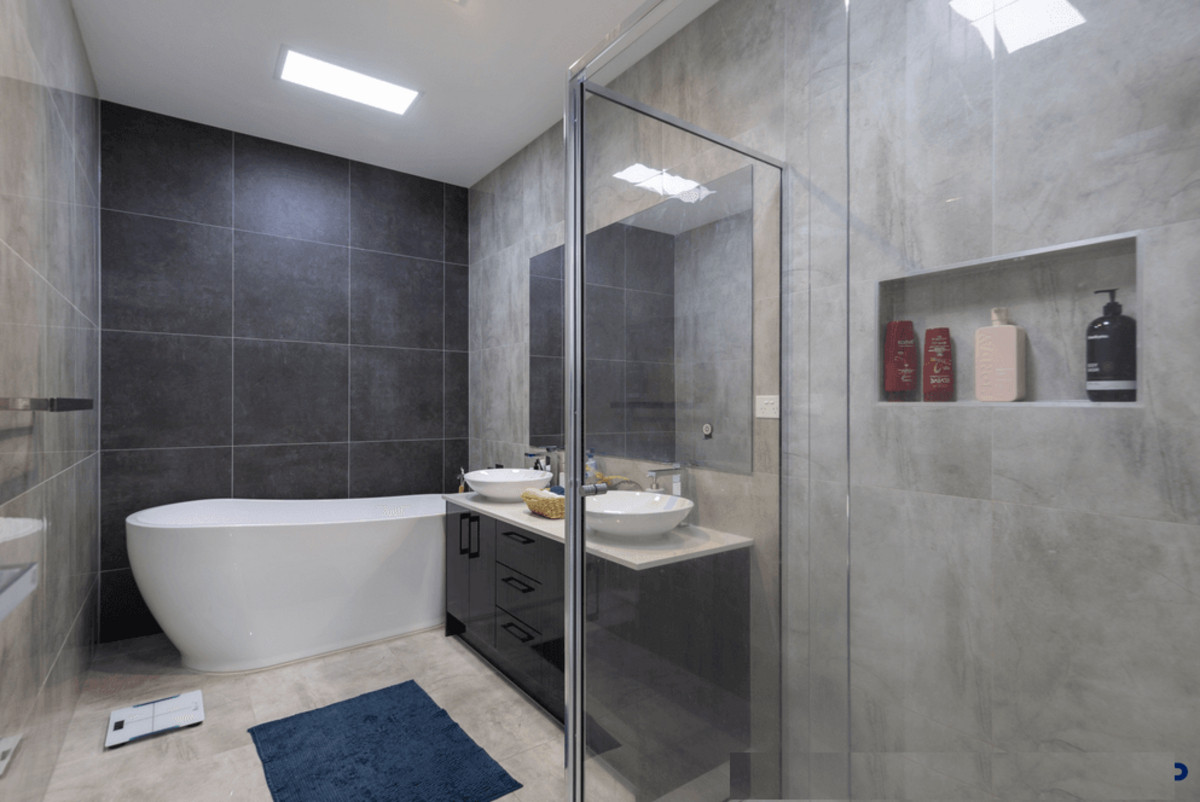 e8a6eca8-05ed-11f0-ae52-a23827925787-2