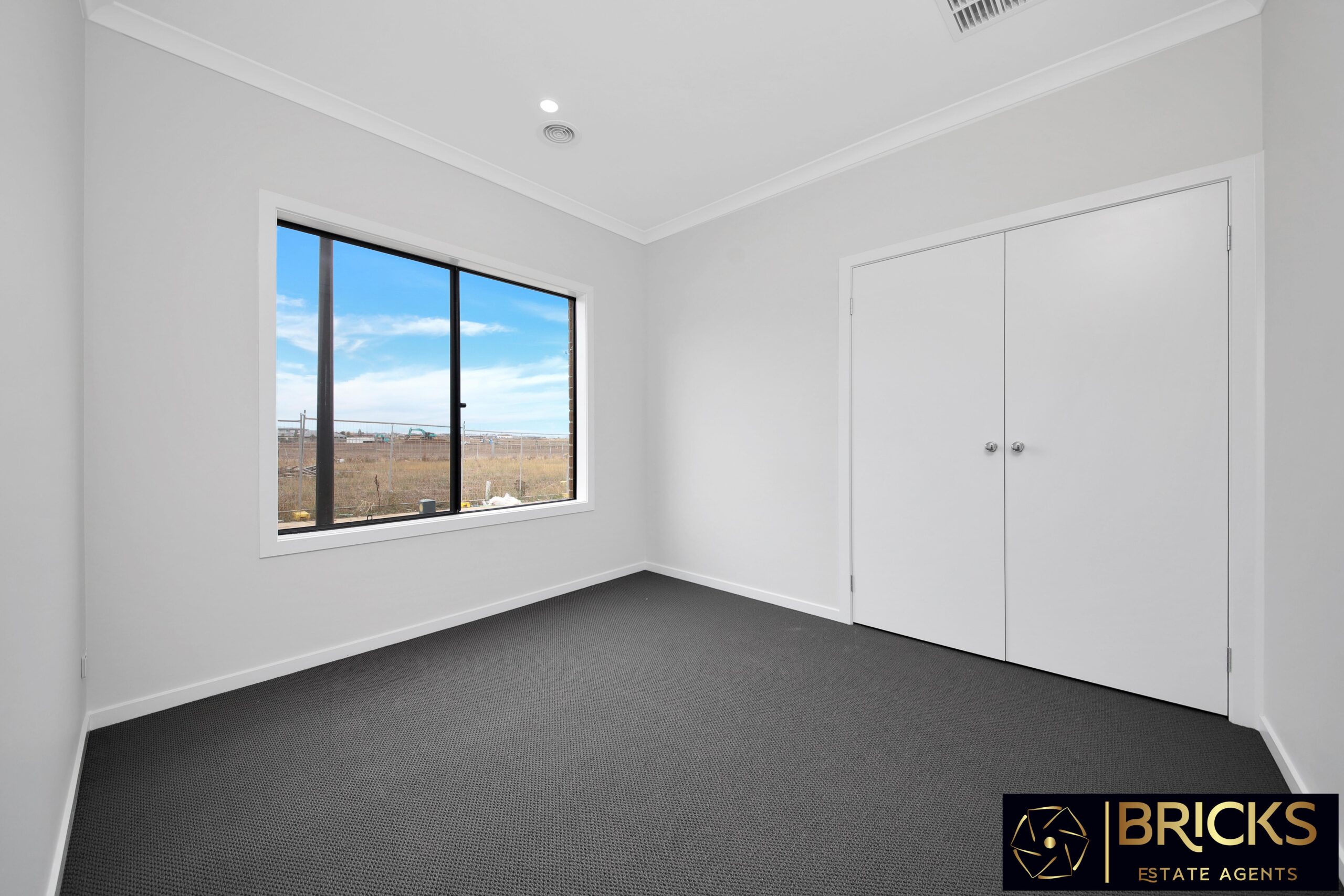 141879276__1743217511-141879276__1743216369-41077-IMG9290-8