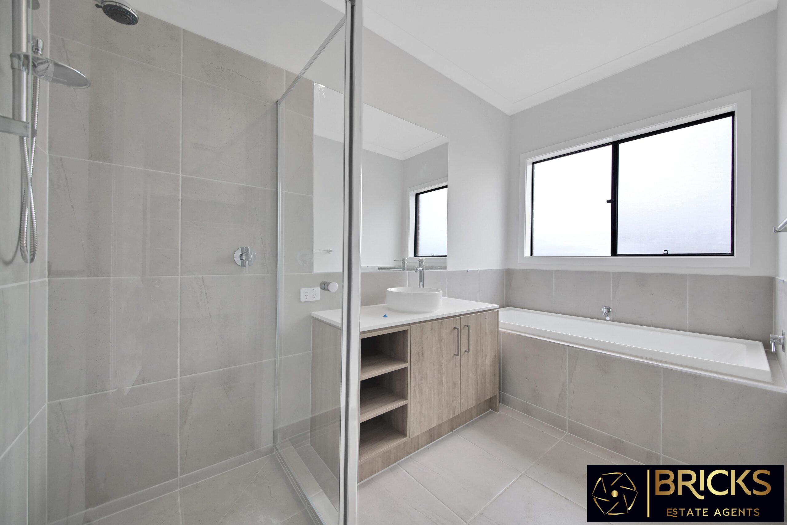 141879285__1743217511-141879285__1743216398-23286-IMG9287-8