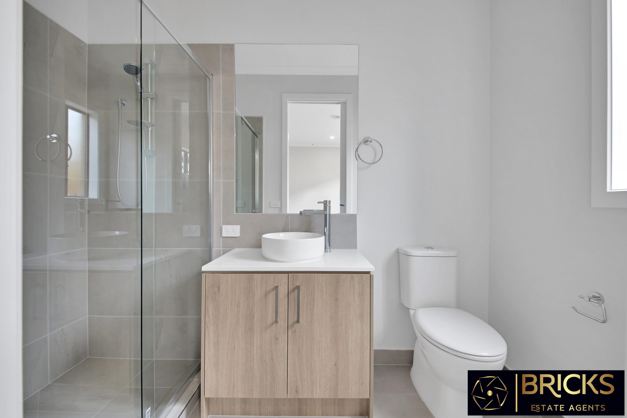 141879287__1743217511-141879287__1743216403-54105-IMG9299-8